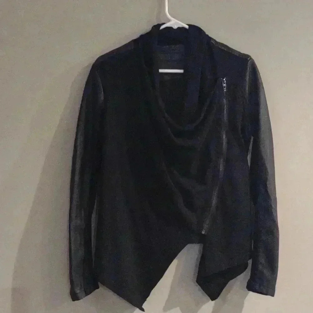 BLANK NYC  womens small black faux leather cotton drape asymmetric‎ zip jacket